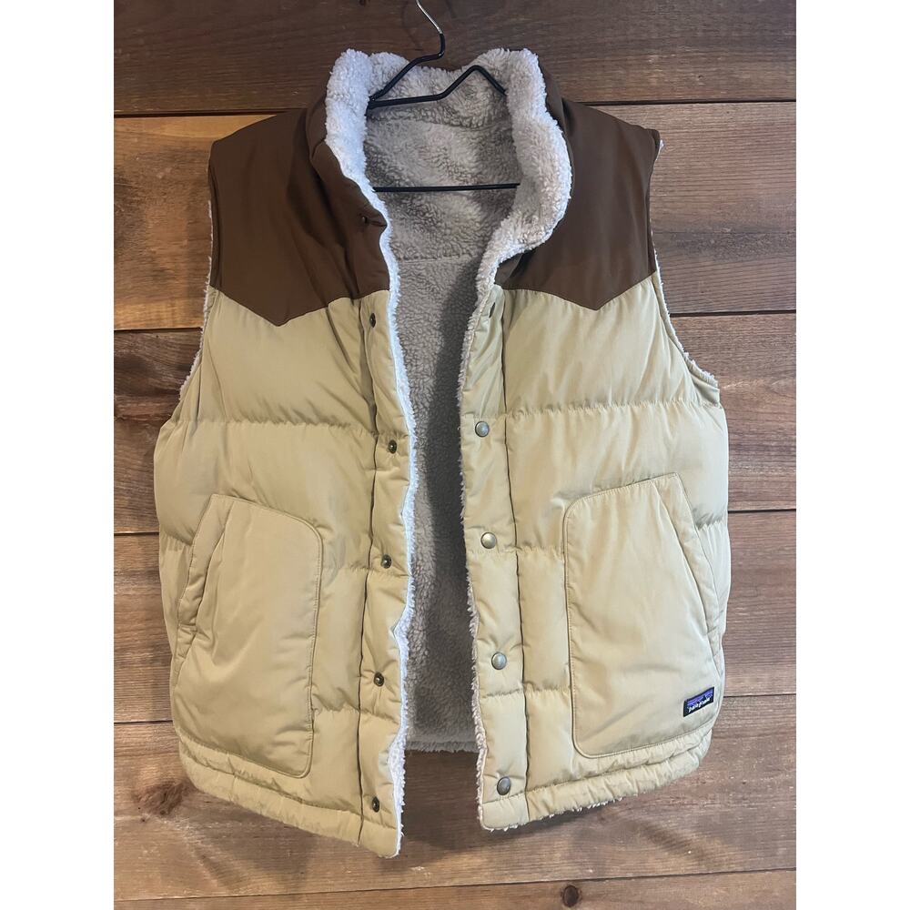 Patagonia Brown Bivy reversible Tan Puffer Down Sherpa Vest